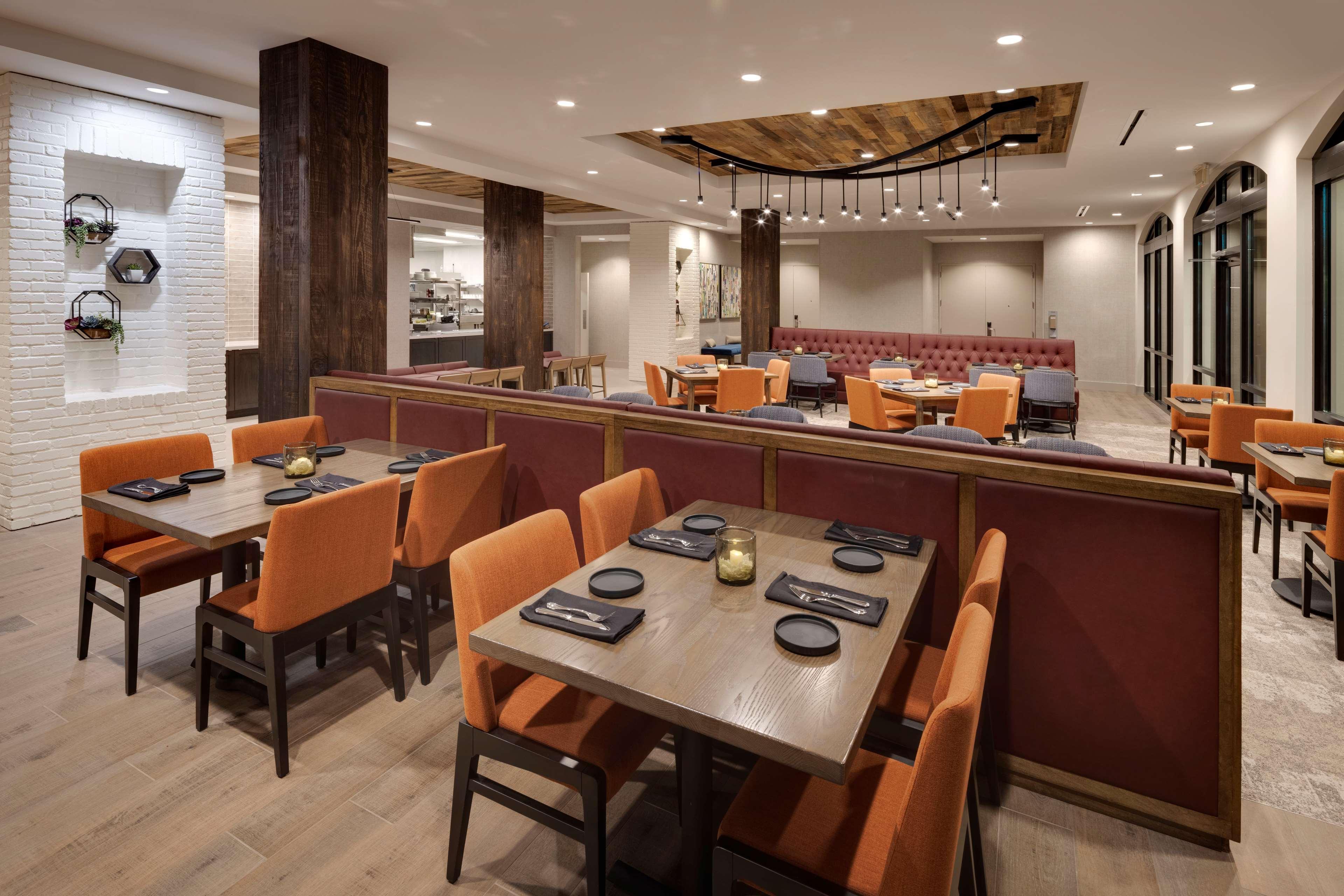 Hilton Garden Inn Haymarket 외부 사진