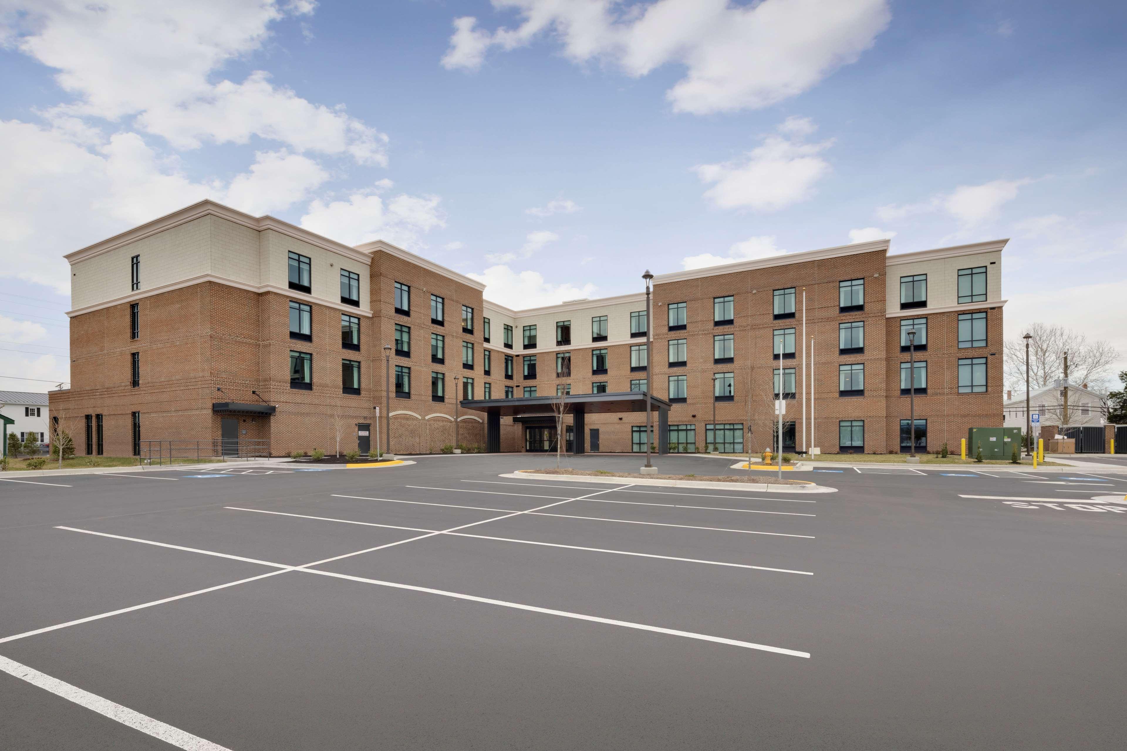 Hilton Garden Inn Haymarket 외부 사진